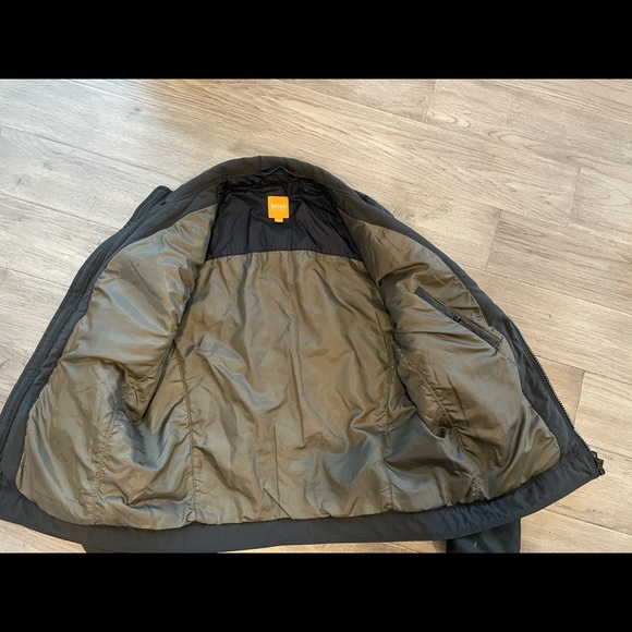 Hugo boss jacket - Picture 4 of 6